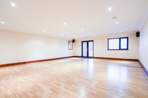 Photo 16- click for photo gallery